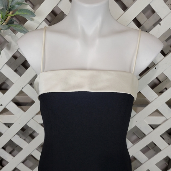 Vintage Casual Corner Black and Ivory Sheath Dress Size 4 - Picture 2 of 7
